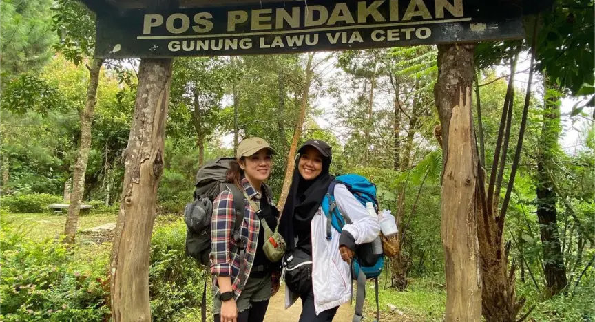 jam buka gunung lawu via cetho